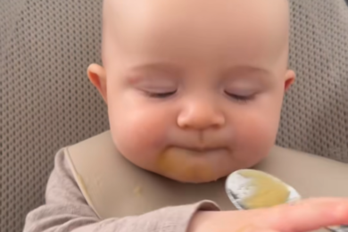 BABYBJORN - leżaczek BLISS MESH - Szary Beż