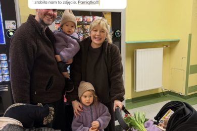 doona x rodzina wychodzi ze szpitala